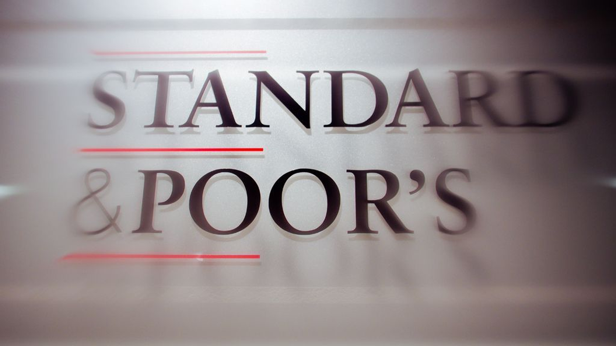 S&p Türkiye\'nin Kredi Notunu Yükseltti
