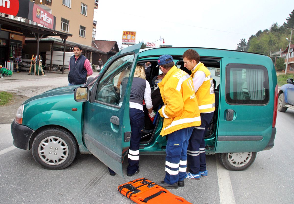 Sakarya\'da Trafik Kazası: 1 Yaralı