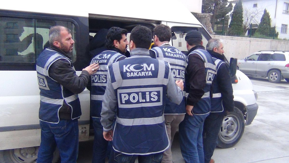 Sakarya\'da Uyuşturucu Operasyonu