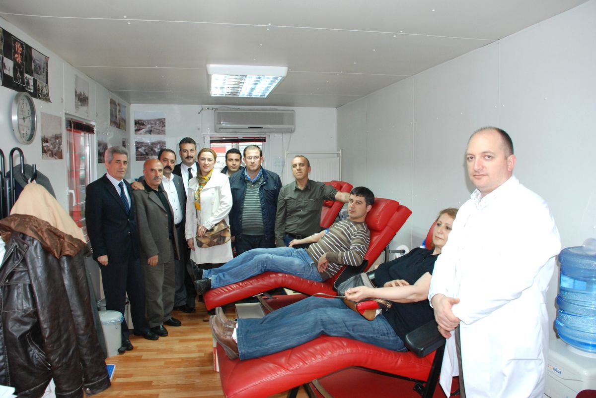 Sivaslılar Derneği Üyeleri Kan Bağışladı