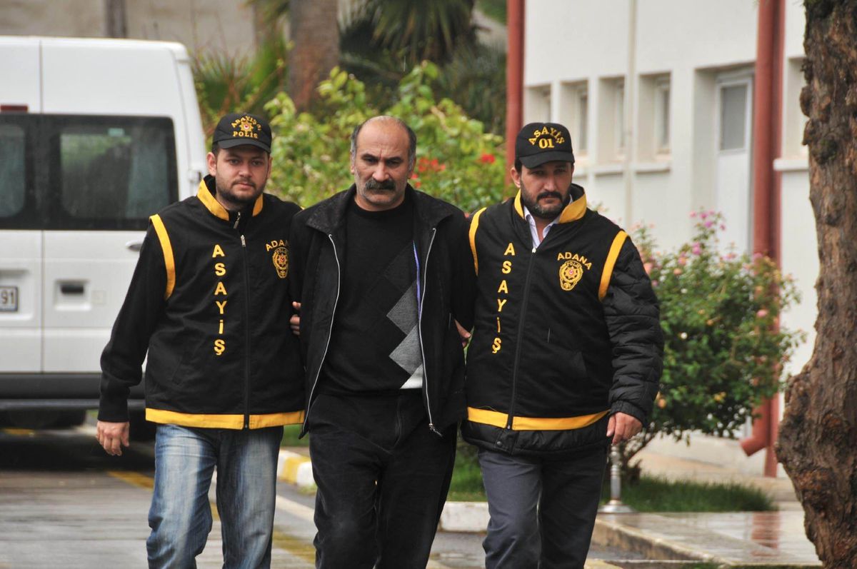 16 Yıl Ceza Alan Hükümlü, Barda Yakalandı
