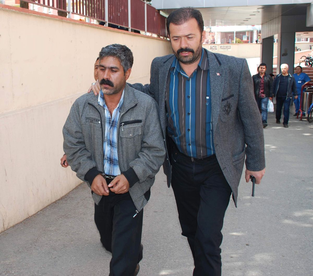 Adıyaman\'da Uyuşturucu Operasyonu: 5 Gözaltı