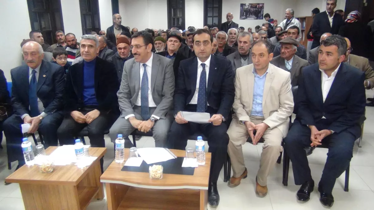 AK Parti Heyeti, Melekbaba'yı Ziyaret Etti