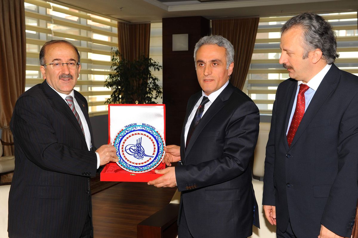 Başkan Gümrükçüoğlu\'na "Trabzon Etkinlikleri" Teşekkürü