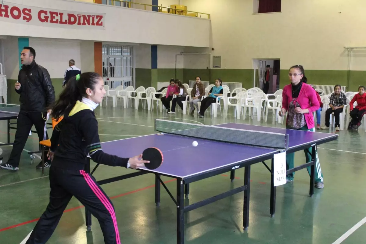 Beyşehir'de Masa Tenisi Turnuvası