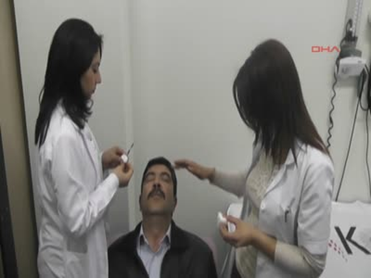 \'Botoks\' İsrafını Tedaviye Çevirdiler Sivas\'taki Cumhuriyet Üniversitesi Tıp Fakültesi Hastanesi,...