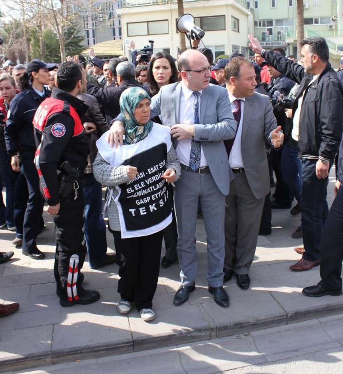 Polis Engellemesi TBMM\'nde