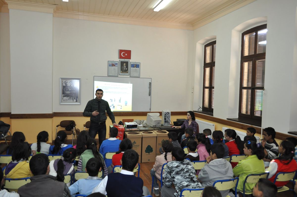 Edirne Belediyesinden Atıkları Geri Kazanalım Projesi