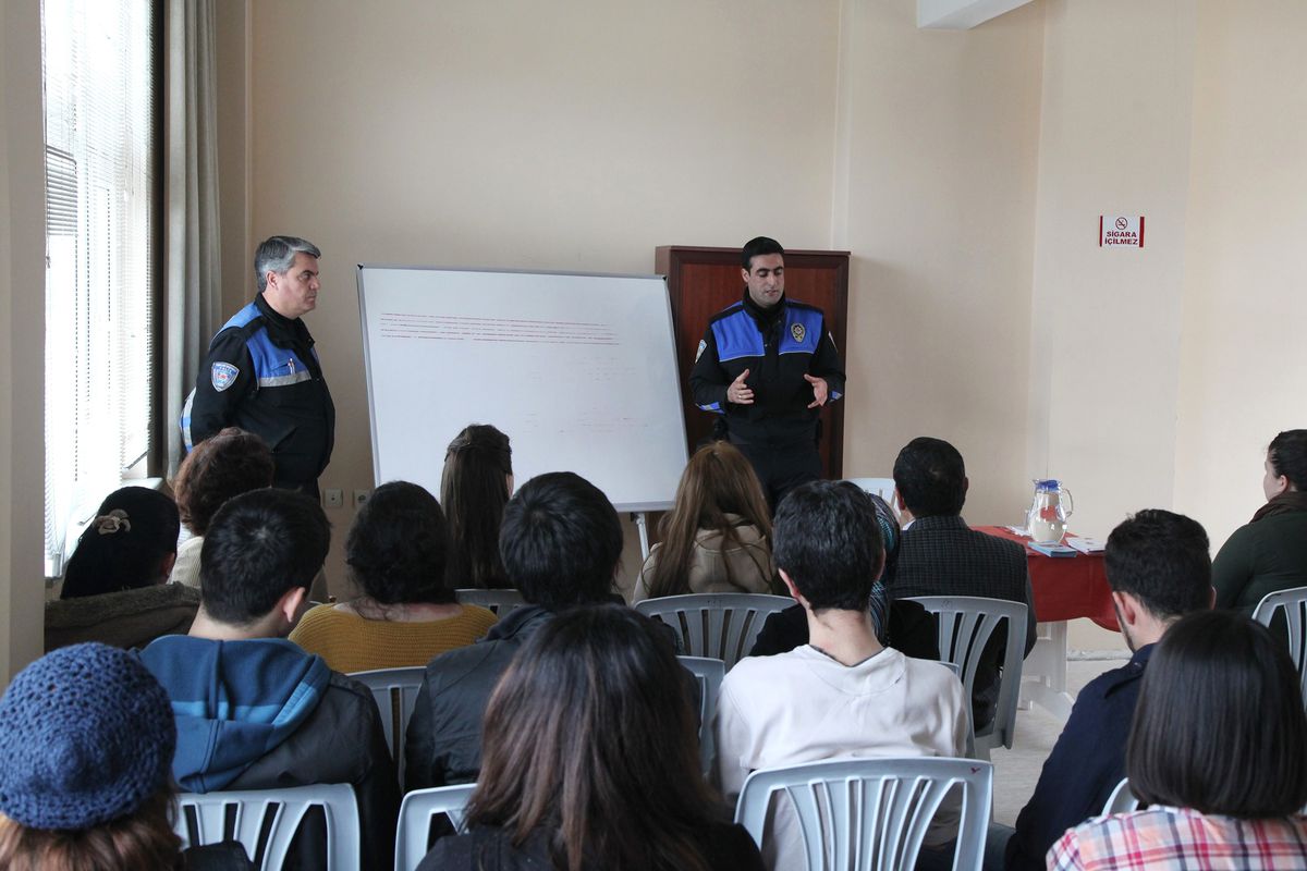 Eskişehir\'de \'Kişisel ve Genel Güvenlik\' Semineri