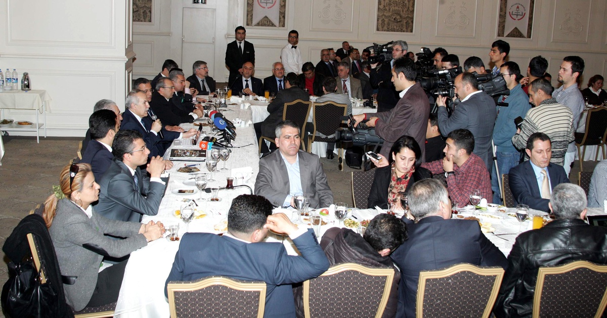 Gaziantep Valisi Erdal Ata Eğitim Çalışmalarını Anlattı