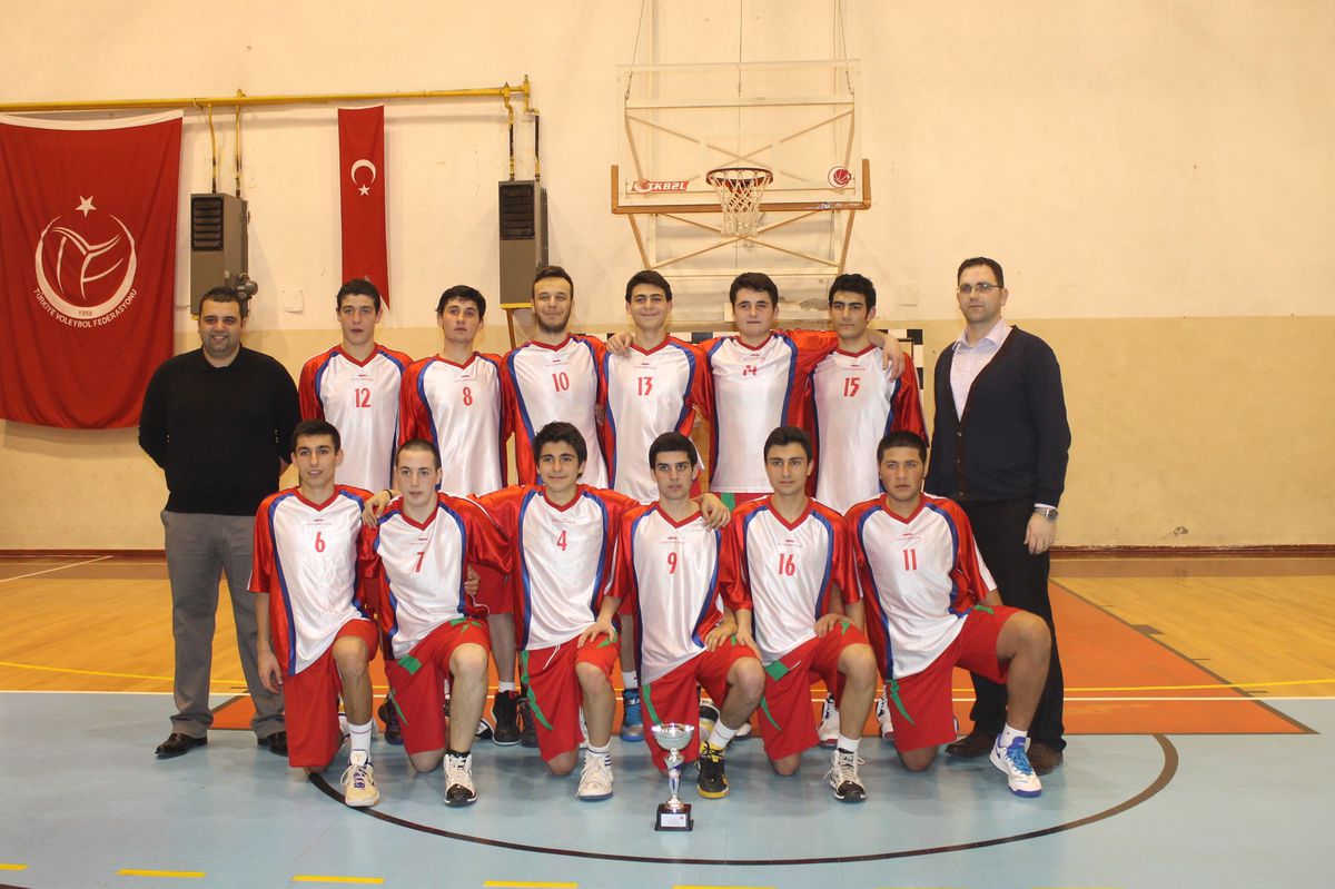 Genç Dev Adamlarda Şampiyon Yalova Belediyesi