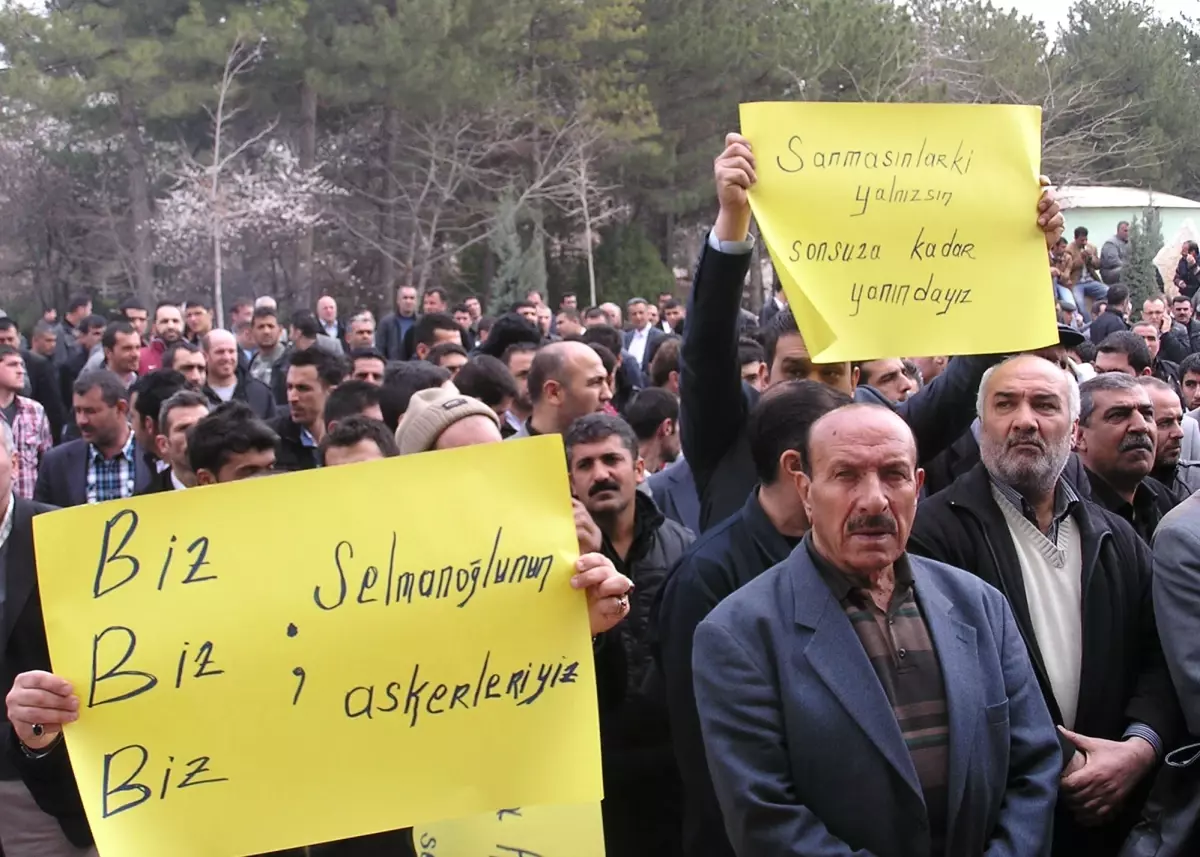 Hapis Cezası Alan Selmanoğlu'na Büyük İlgi