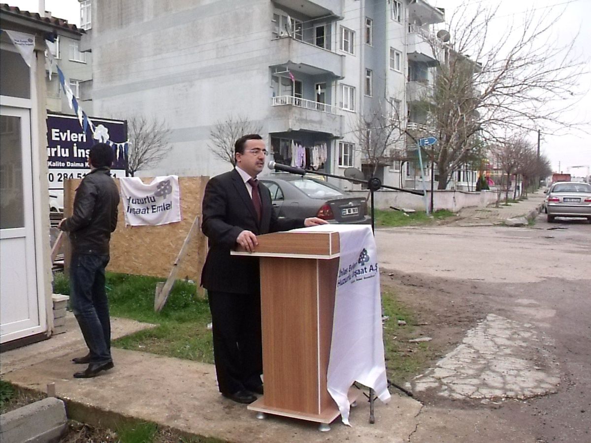 Huzurlu İnşaat Uzunköprü\'de 4. Etabın Temelini Attı