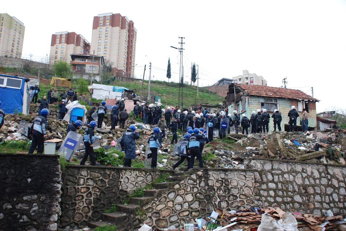 Kocaeli\'de Olaylı Yıkım