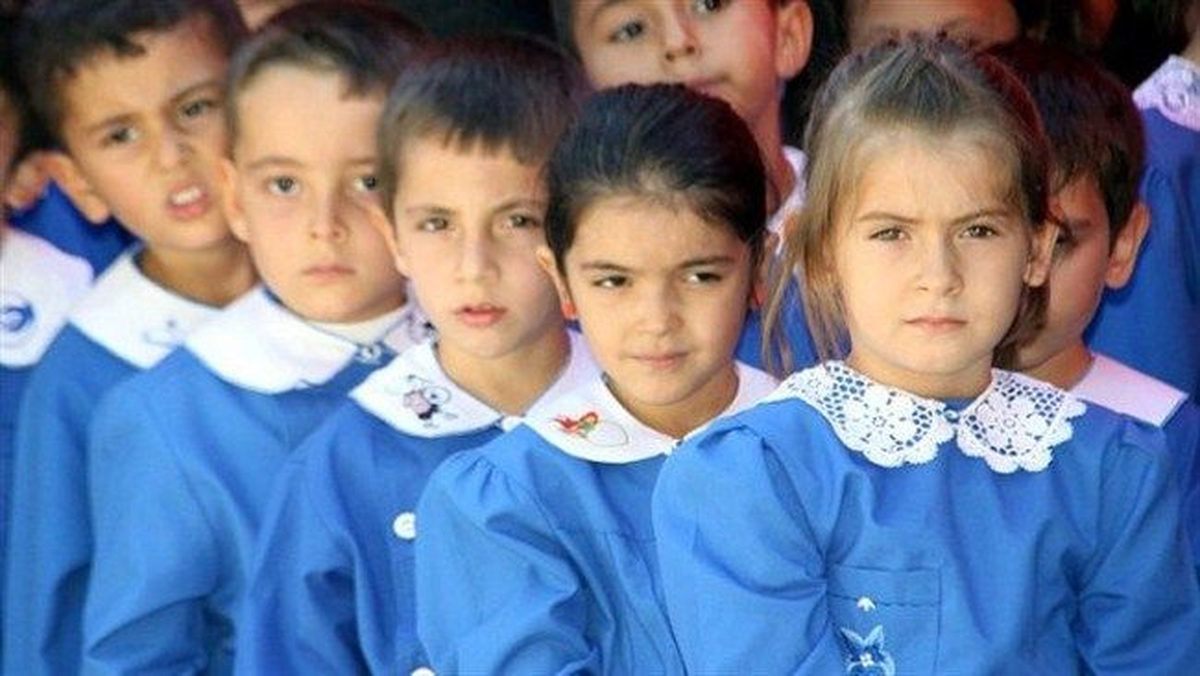 Öğretmenler ve Veliler Serbest Kıyafete Karşı