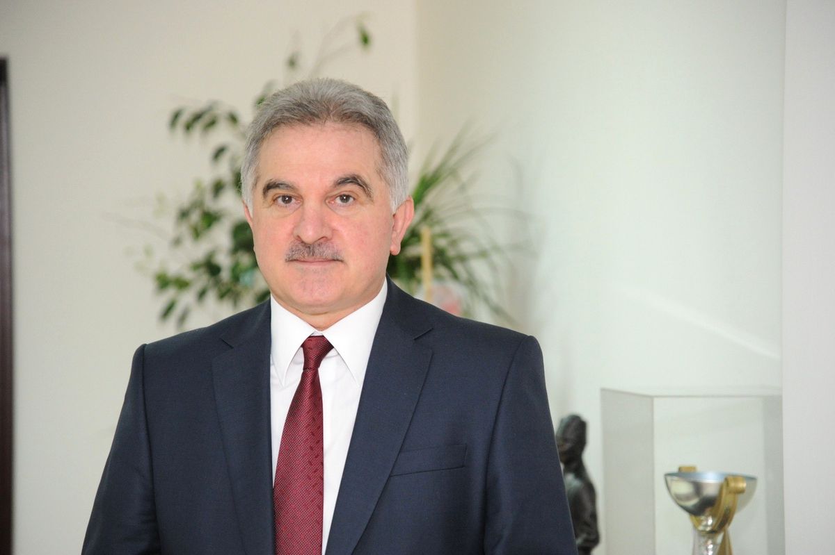 Rektör Elmas ABD\'ye Gitti