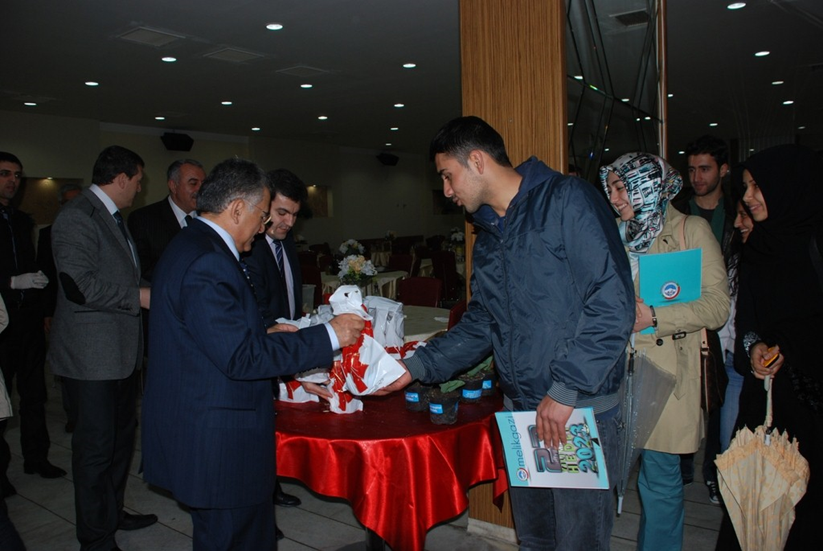 Yarının Liderleri Melikgazi Belediyesi\'nde