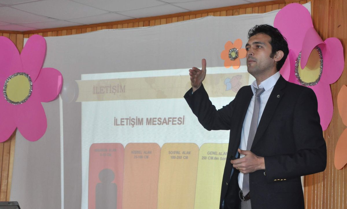 Ahi Evran Üniversitesinde Lise Öğrencilerine \'İletişim\' Semineri Verildi