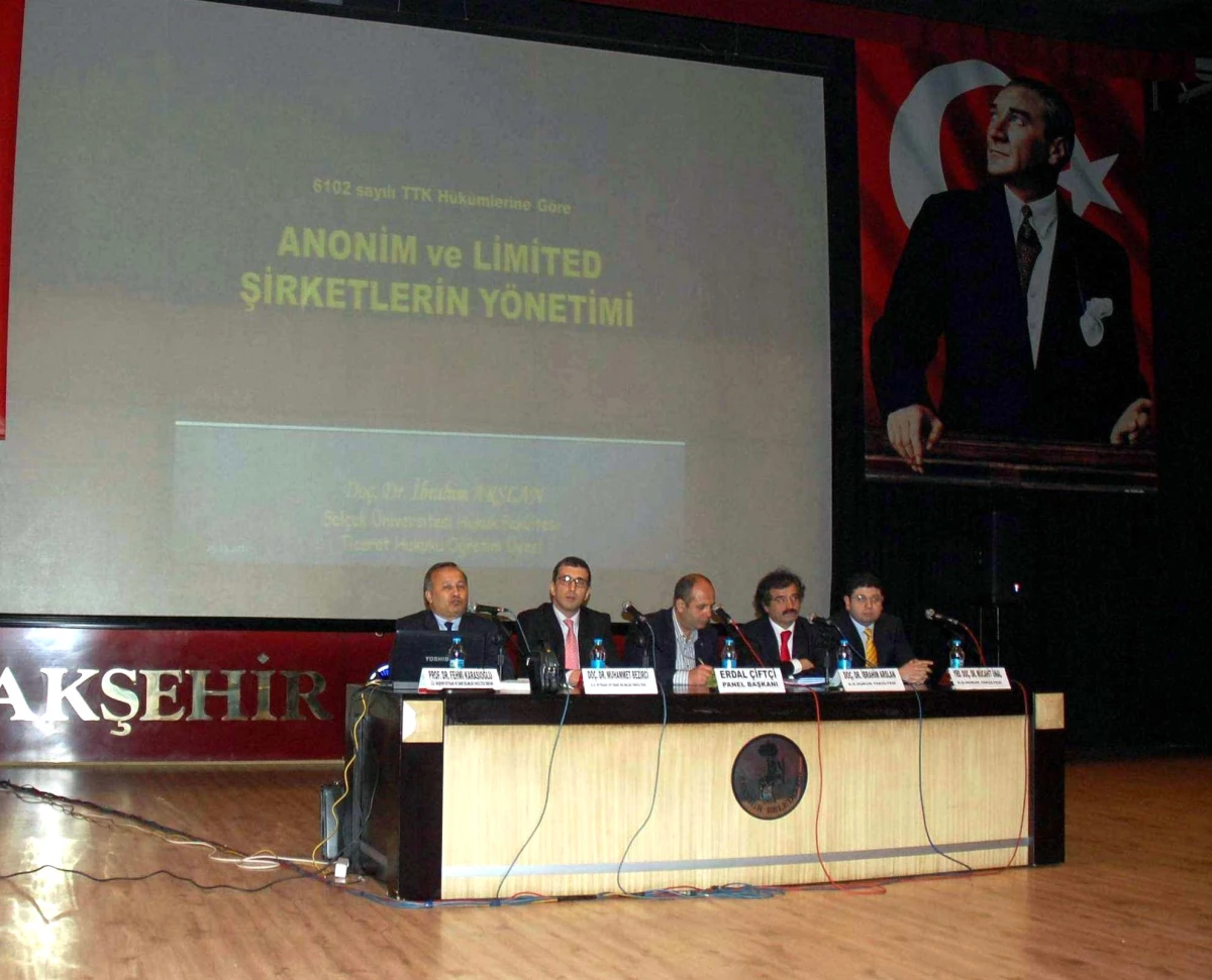 Akşehir\'de Ticari Hayatta Yeni Bir Dönem Paneli