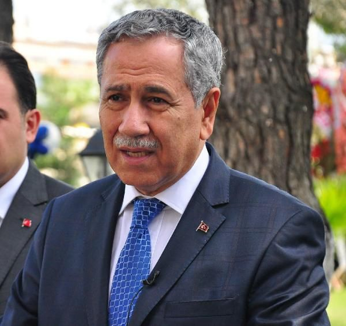 Başbakan Yardımcısı Arınç\'tan \'Tazminat\' Uyarısı