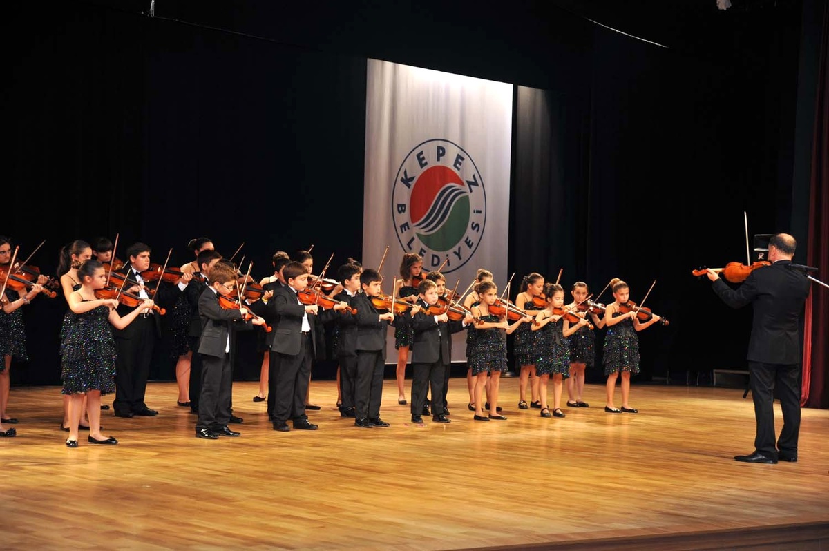 Çocuk Senfoni Orkestrası\'ndan "Bahar Konseri"