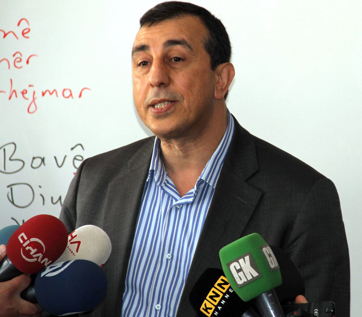 Diyarbakır\'da Anadilde Eğitim