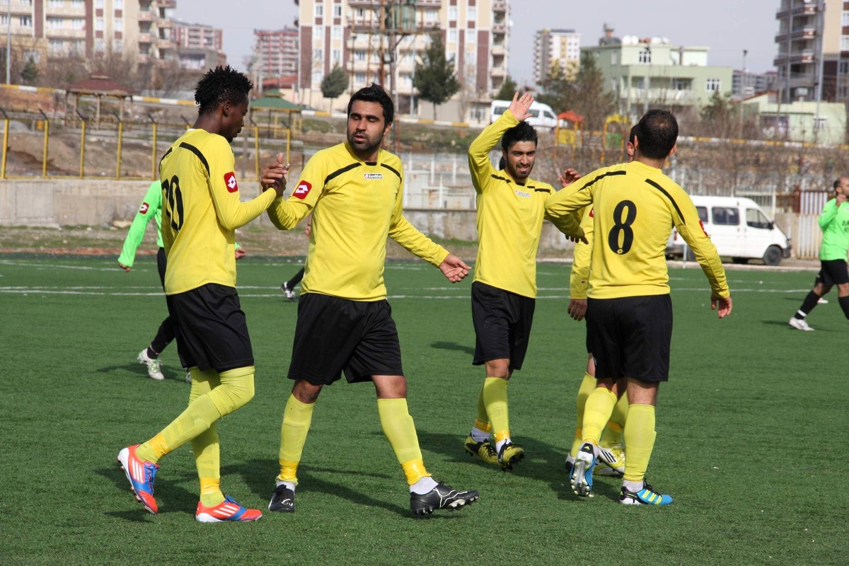 Diyarbakır Erganispor, Yarıştan Kopmak İstemiyor