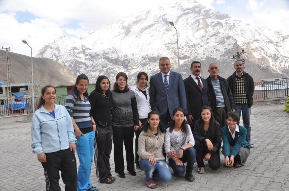 Hakkari\'de Otel Konforunda Kız Pansiyonu Açıldı