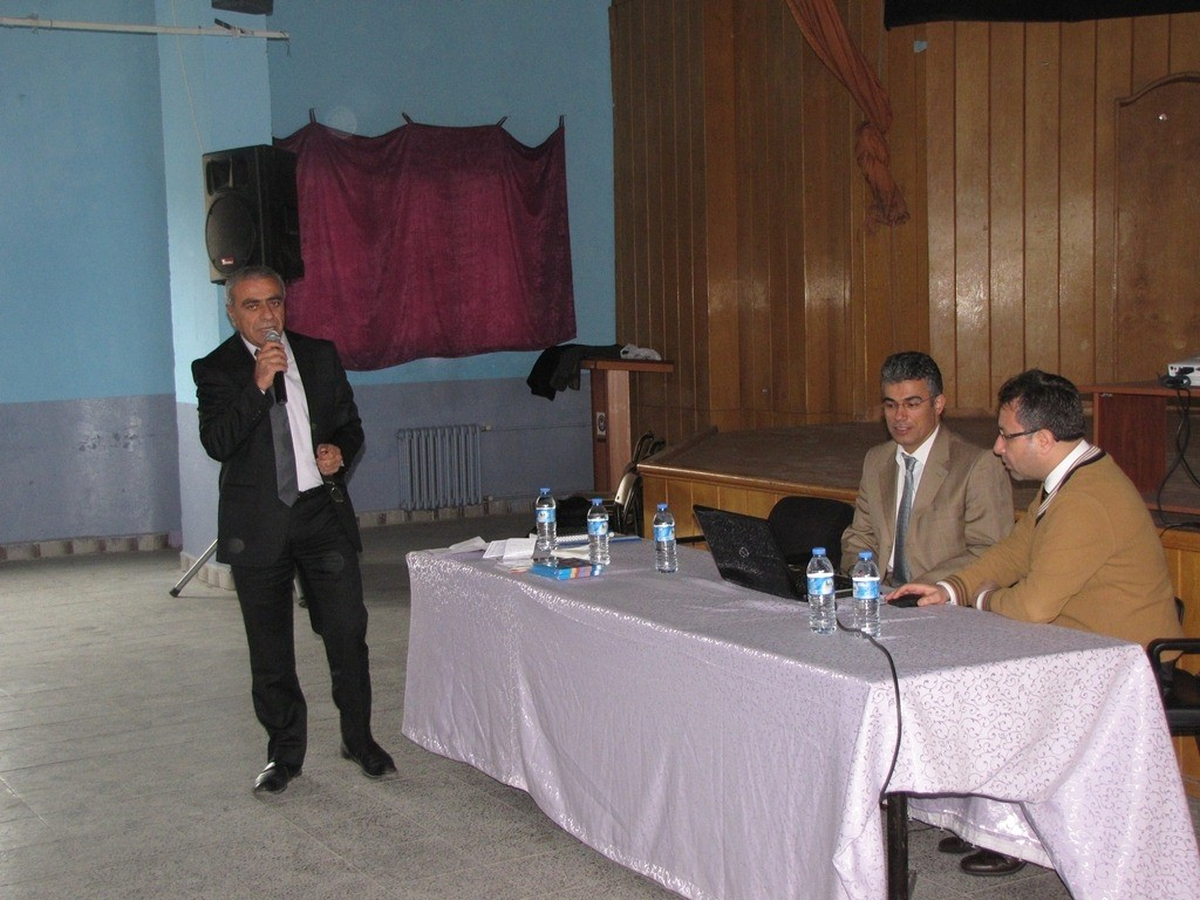 Hisarcık\'ta Öğretmenlere "Sınıf Yönetimi ve Kaynaştırma" Konulu Seminer