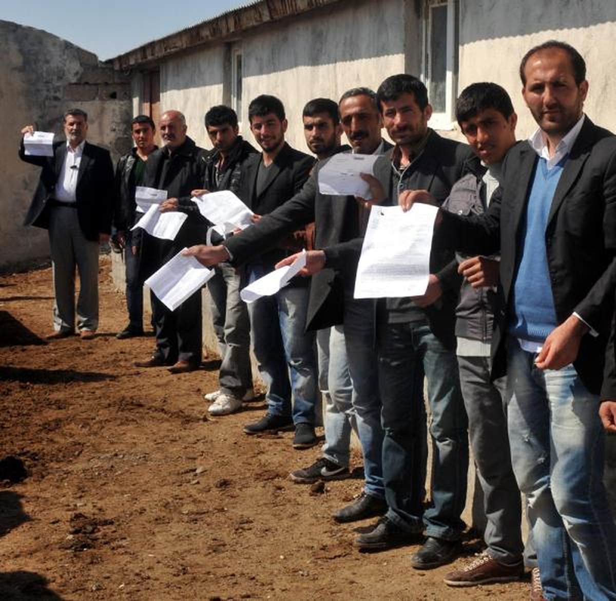 İnek Yüzünden İcralık Oldular