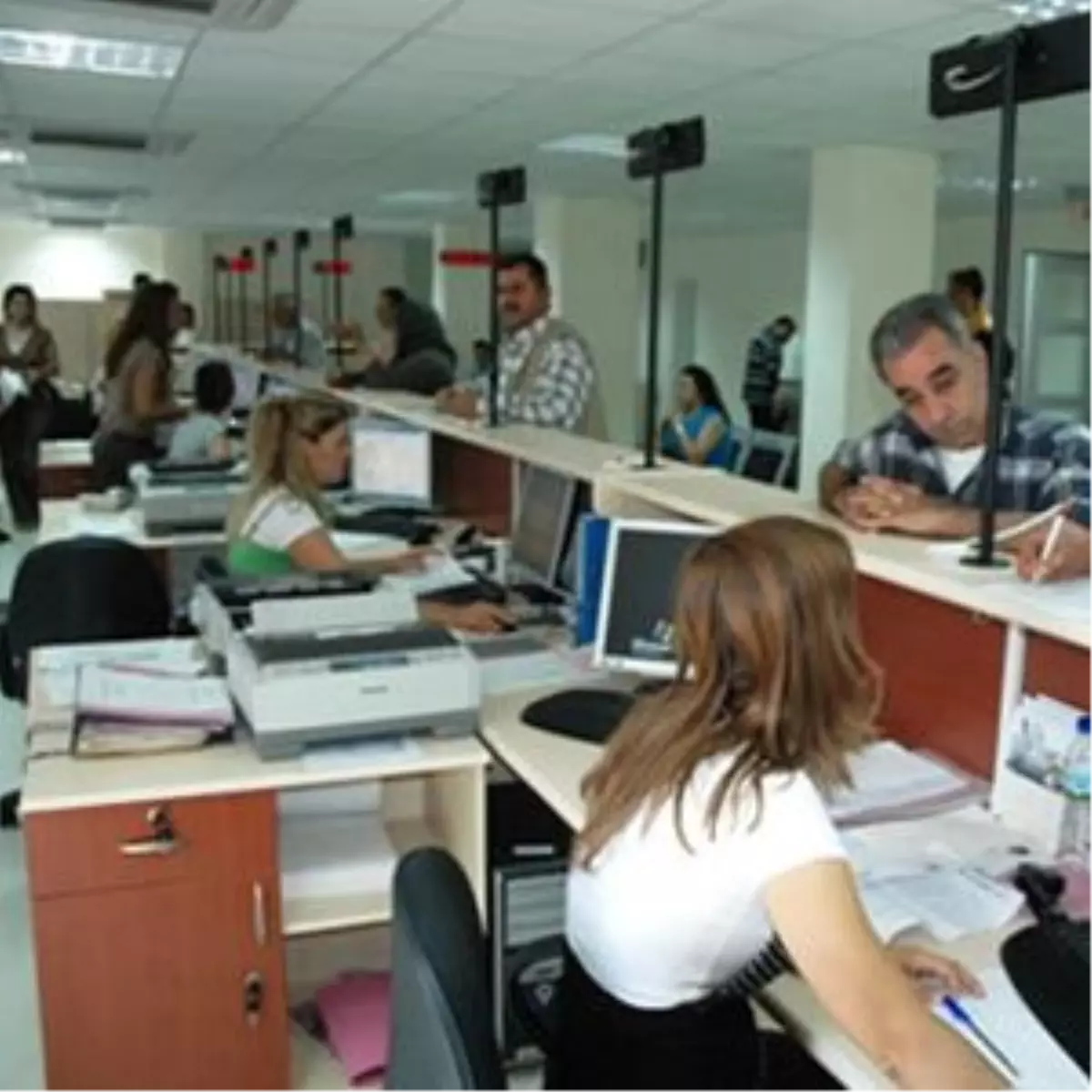 Kamuda Serbest Kıyafet Tartışmaları