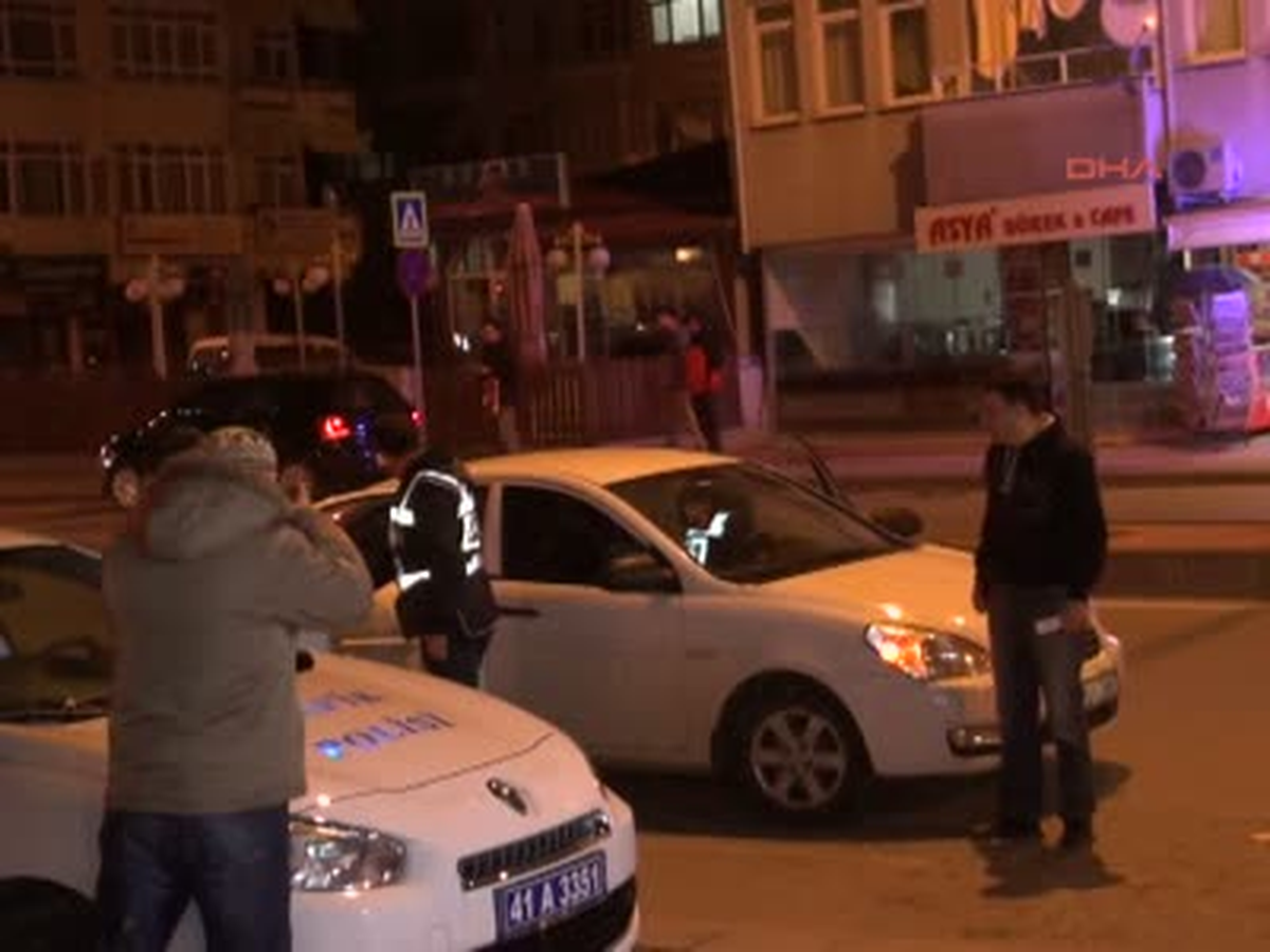 Kendisiyle \'Deli\' Diye Dalga Geçtiği İçin Öldürmüş "11 Yaşındaki Çocuk Evde Boğazı Kesilerek...