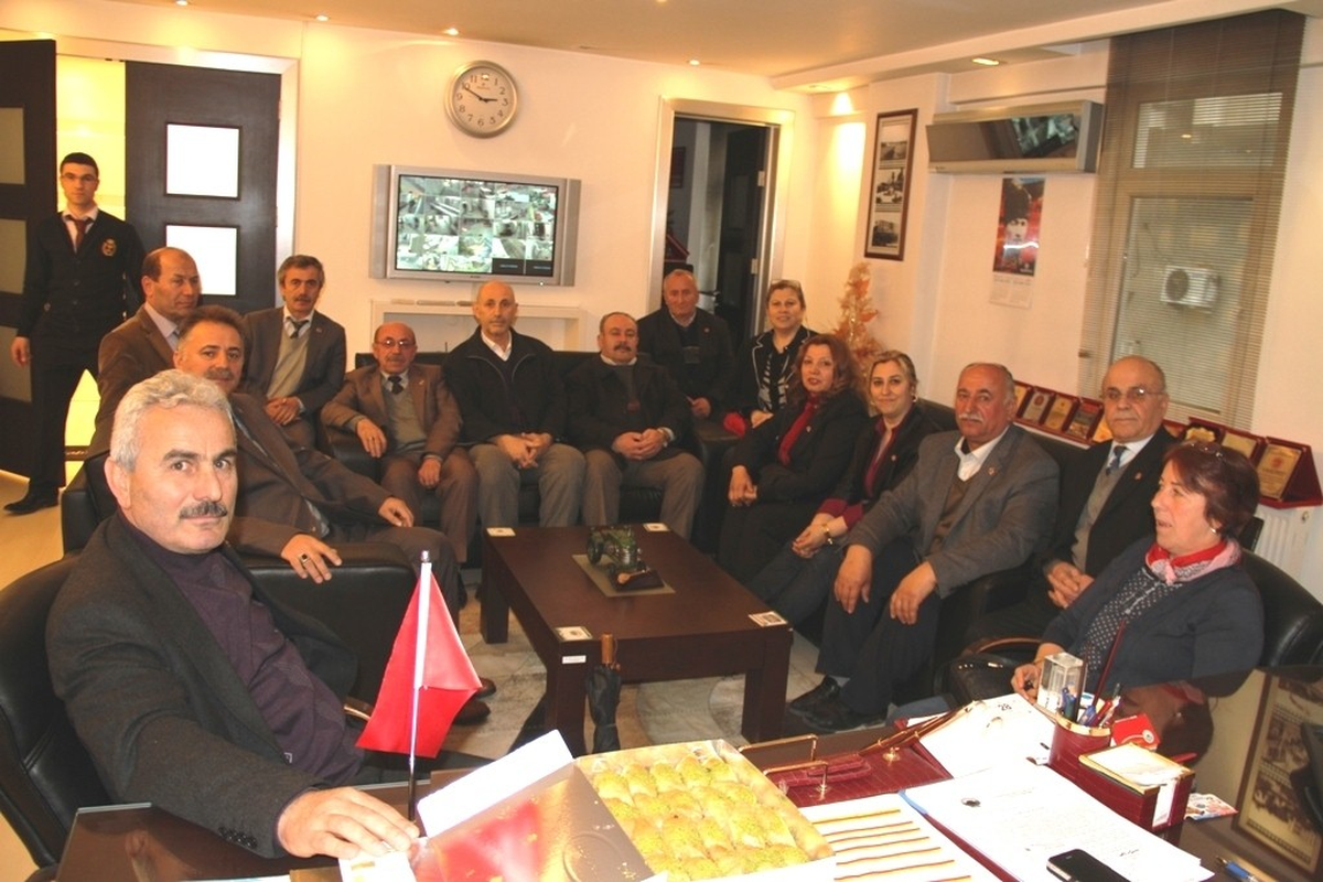 Muhtarlardan Demirtaş\'a Teşekkür Ziyareti