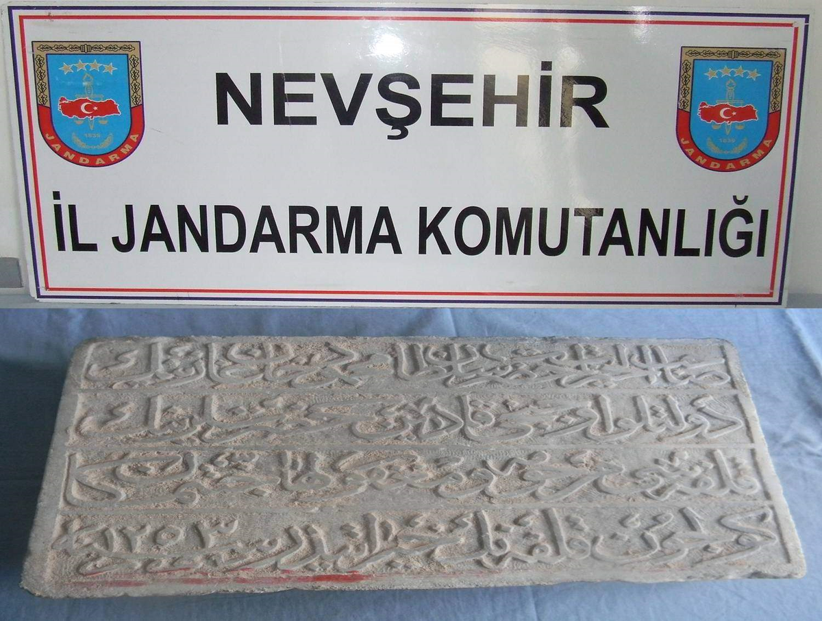 Nevşehir\'de Bir Süre Önce Çalınan Tarihi Kitabe, Jandarma Tarafından Bulundu