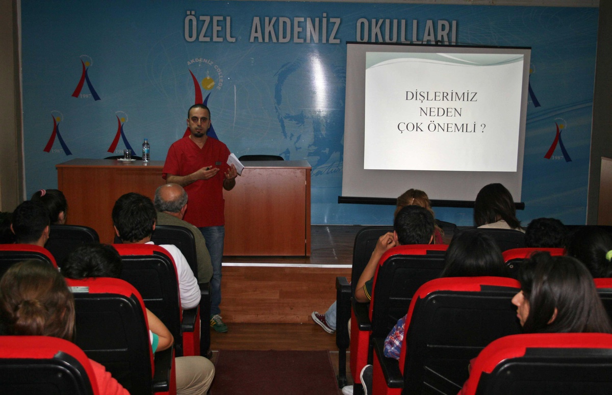 Öğrencilere Güçlü Dişlerin Yolları Anlatıldı