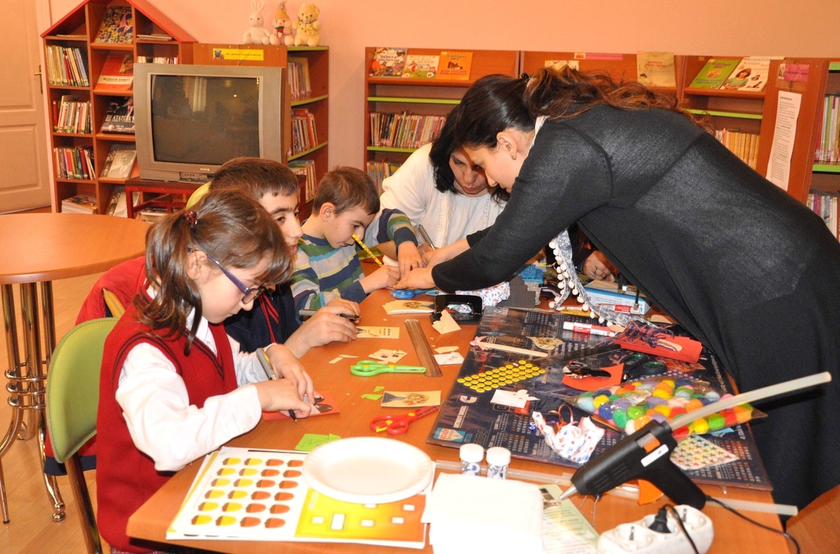Öğrencilere, "Kitap Ayracımı Yapıyorum" Etkinliği Düzenlendi