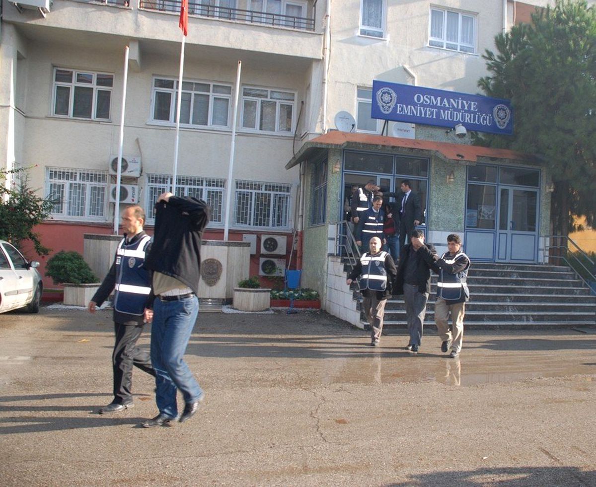 Osmaniye\'de Faili Meçhul Hırsızlık Olayları