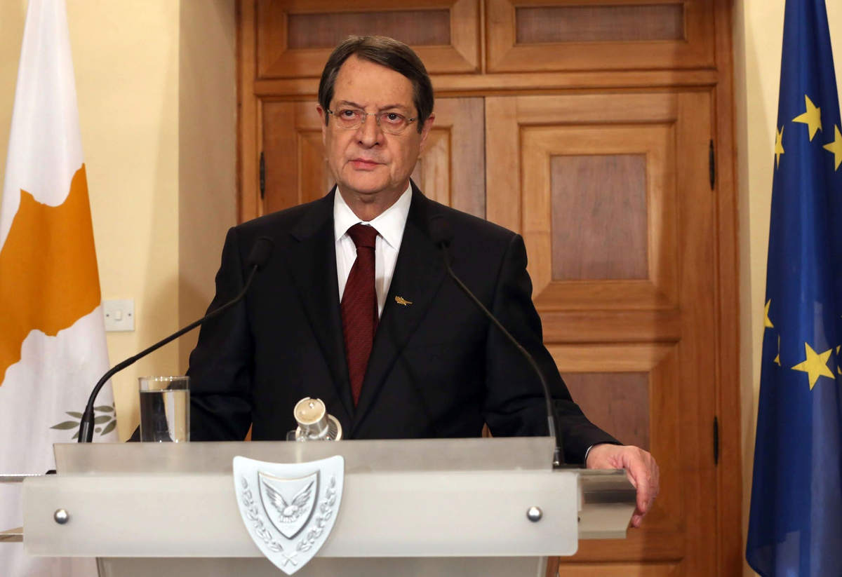 Rum Lider Anastasiadis: "Avrodan Çıkmaya Niyetimiz Yok"