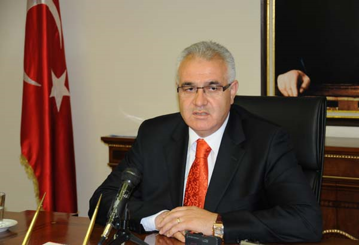 Vali Çakır: "Samimi, İçten ve Üretken Kadınlarımızın Mikrokredi Çalışmalarında Yanındayız"