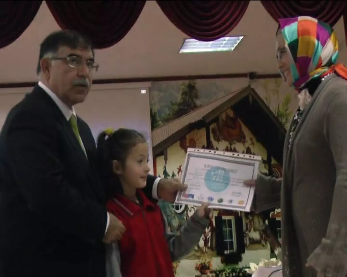 Vali Yılmaz\'dan Velilere Sertifika