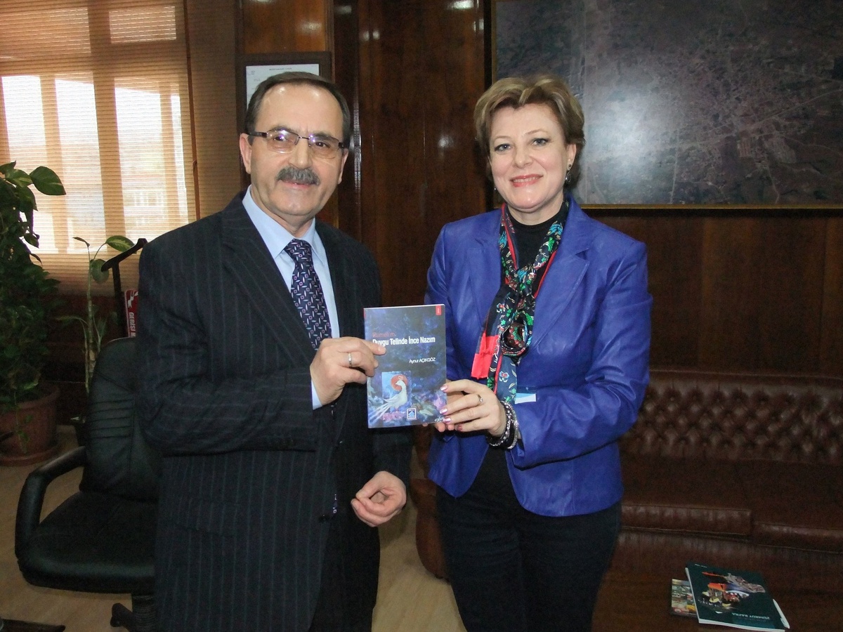 Yazar ve Şairler Başkan Şahin\'i Ziyaret Etti