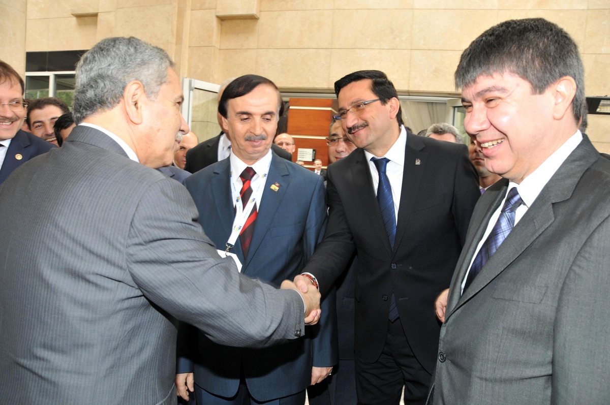 AB Krizine Karşı Sosyal Belediyeciliğin Rolü Tartışıldı