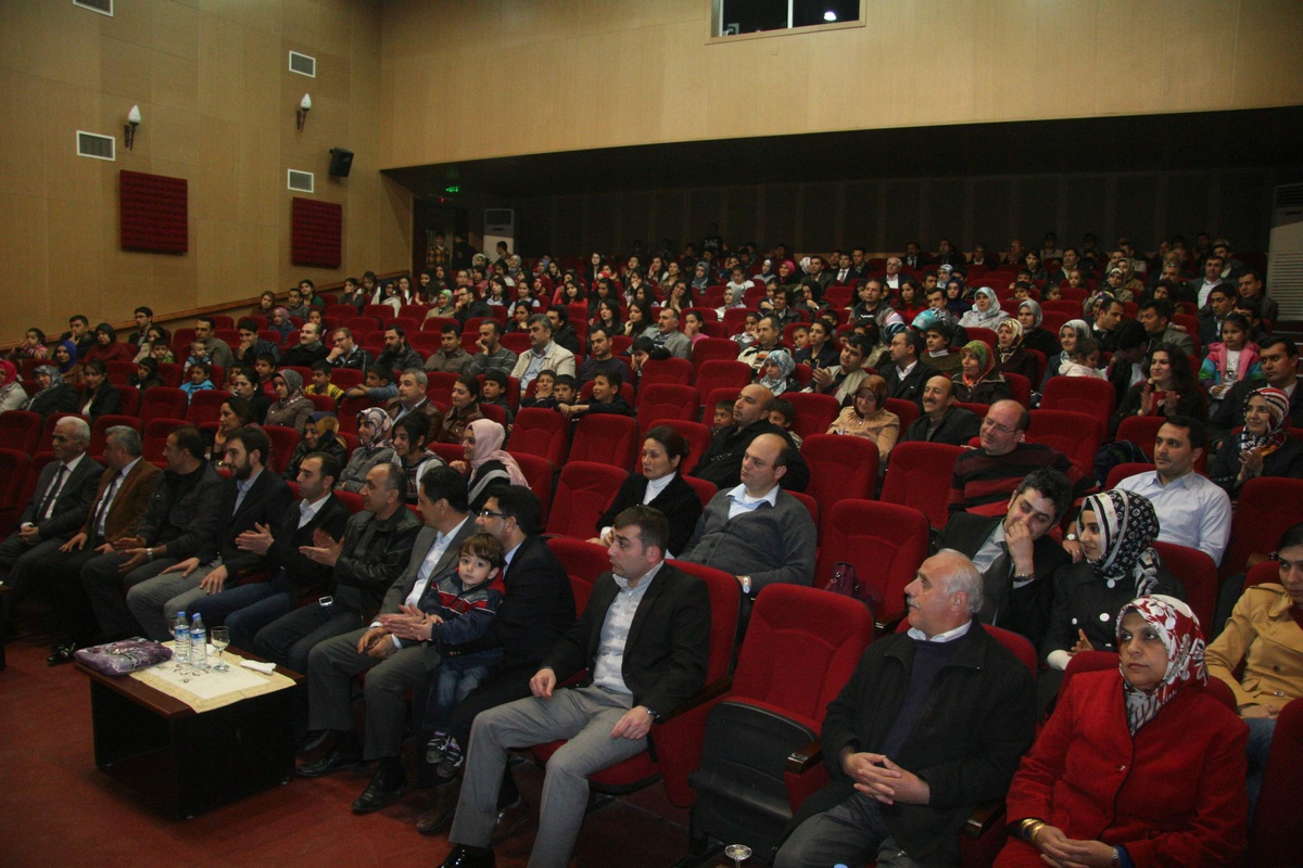 "Anne Babanın Çocukla İletişimi" Konulu Konferans