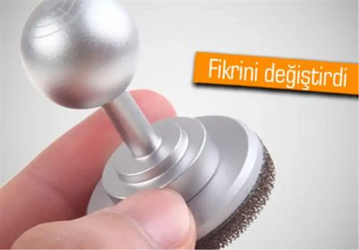 Apple, Telefon ve Tabletleri İçin Oyun Kontrolcüsü mü Üretiyor?