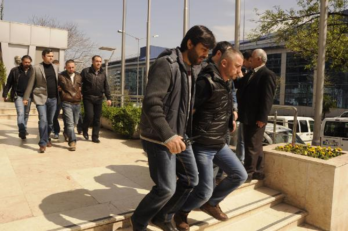 Avcılık Kulübü\'ndeki Cinayete 3 Gözaltı