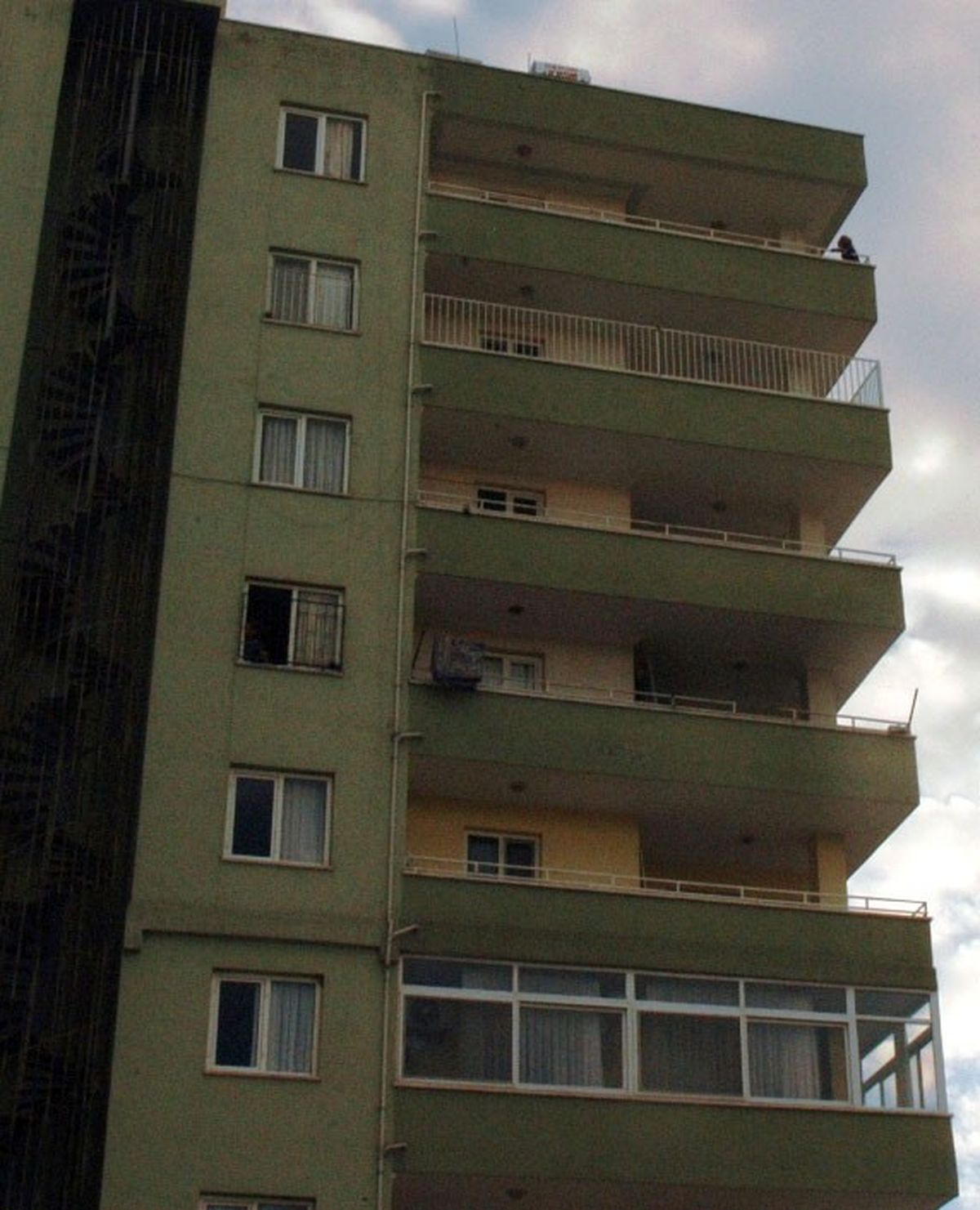 Ekonomik Sorunları Olan Kadın İntihara Kalkıştı