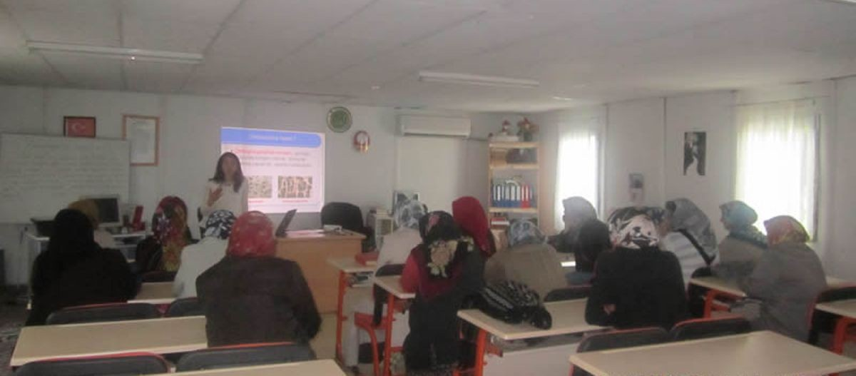 Kur\'an Kursu Öğrencilerine Sağlıklı Beslenme Eğitimi