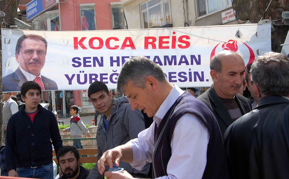 Merhum Muhsin Yazıcıoğlu Simav\'da Dualarla Anıldı