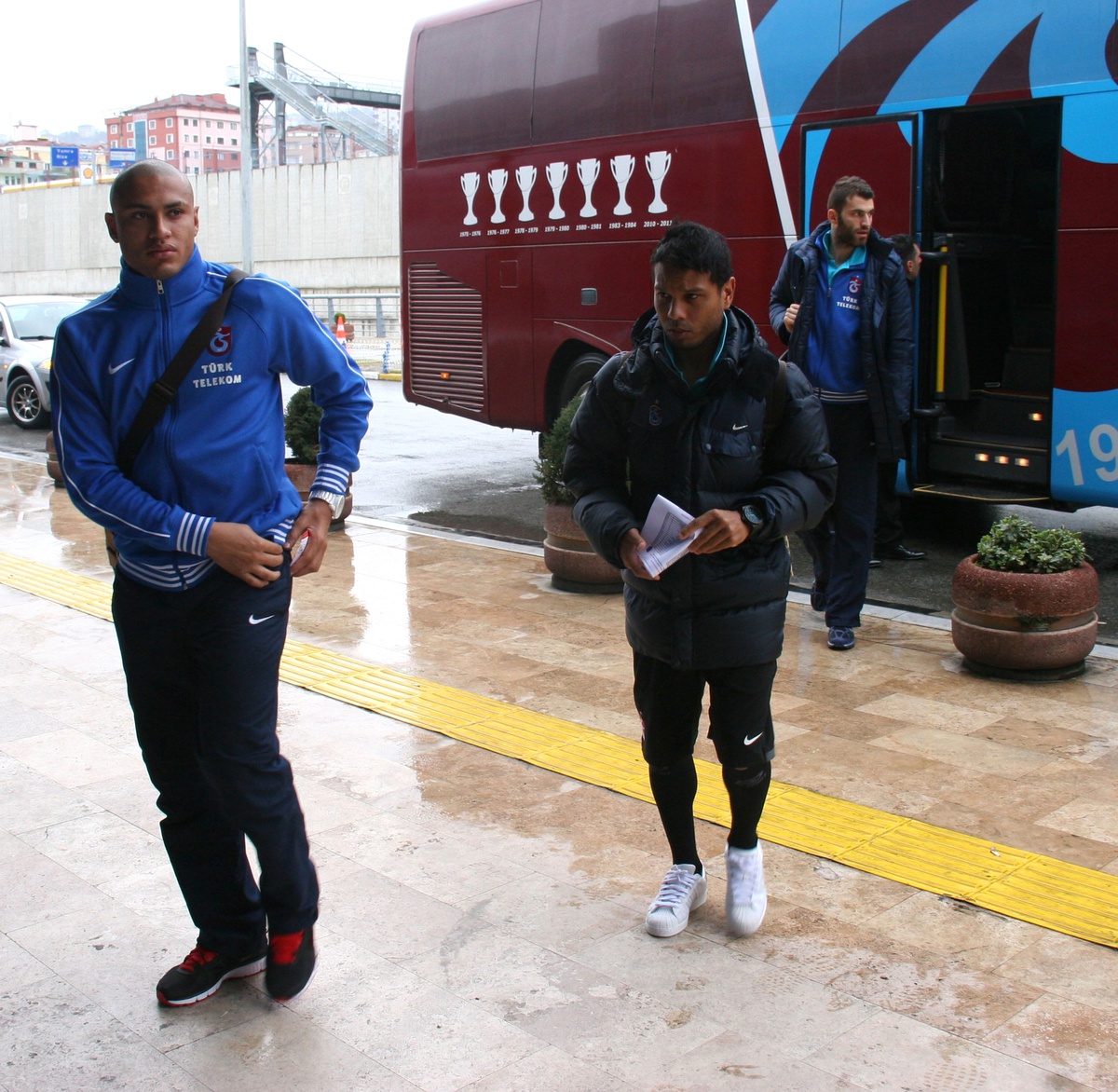 Trabzonspor Eksik Kadrosuyla Antalya Karşısına Çıkacak