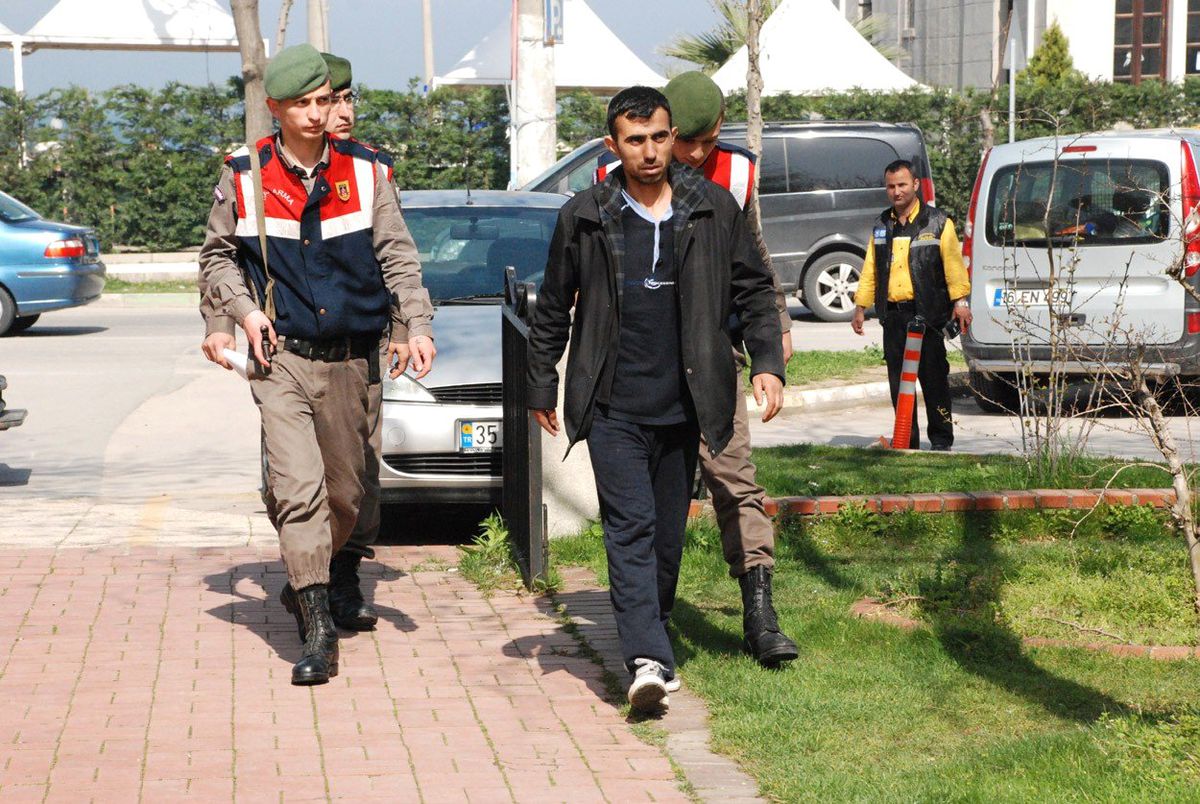 Villa Hırsızı Ayağından Vurularak Yakalandı